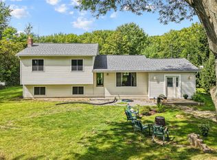 3140 Eugene St, Burton, MI 48519
