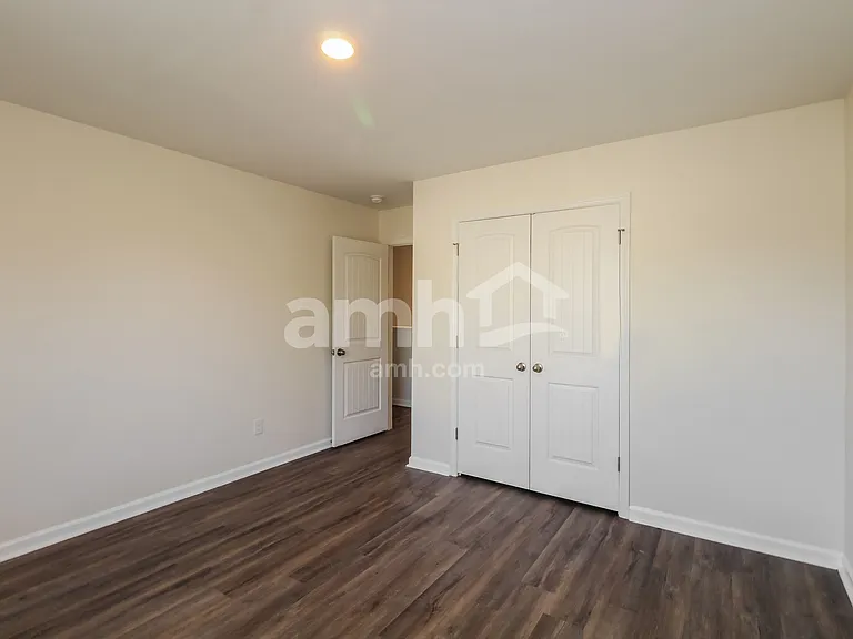 1351 John Swann St — Photo 13