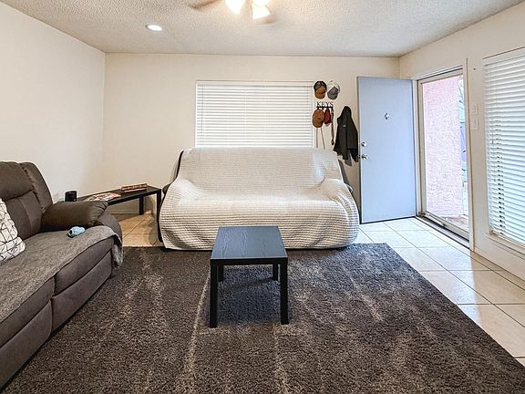 2nd image of 1111 N Washington Ave APT 3