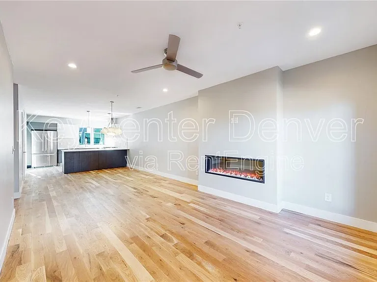 1930 N Grove St #3 — Photo 5