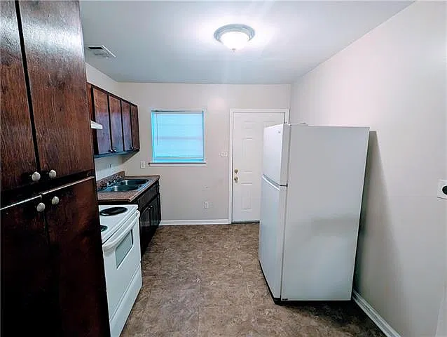 2 bed, 1.0 bath, 870 sqft, $1,250 — Photo 3