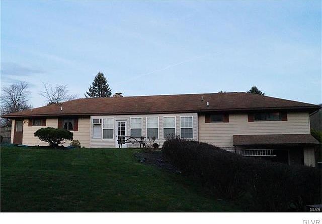 2204 Meadow Lane Dr Easton PA 18040 Zillow