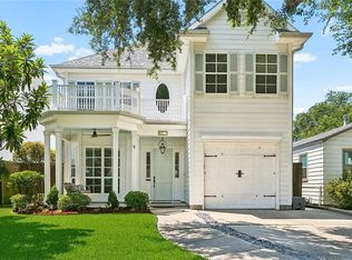 604 Metairie Lawn Dr, Metairie, LA 70001
