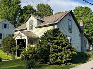 129 Grove Street, Poultney, VT 05764