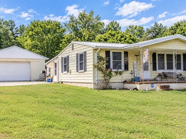 622 Vass Ln, Hopkinsville, KY 42240
