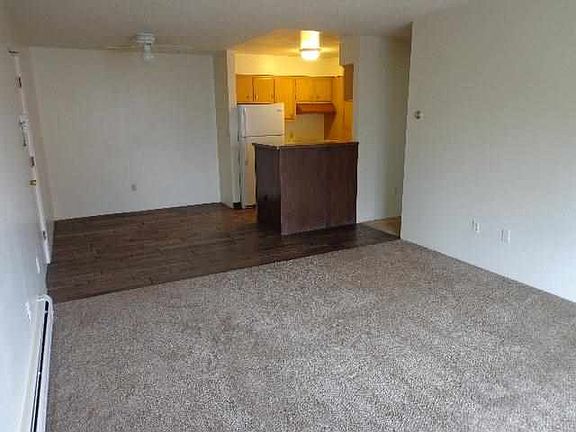 4th image of 1516 E Grand Ave APT 204