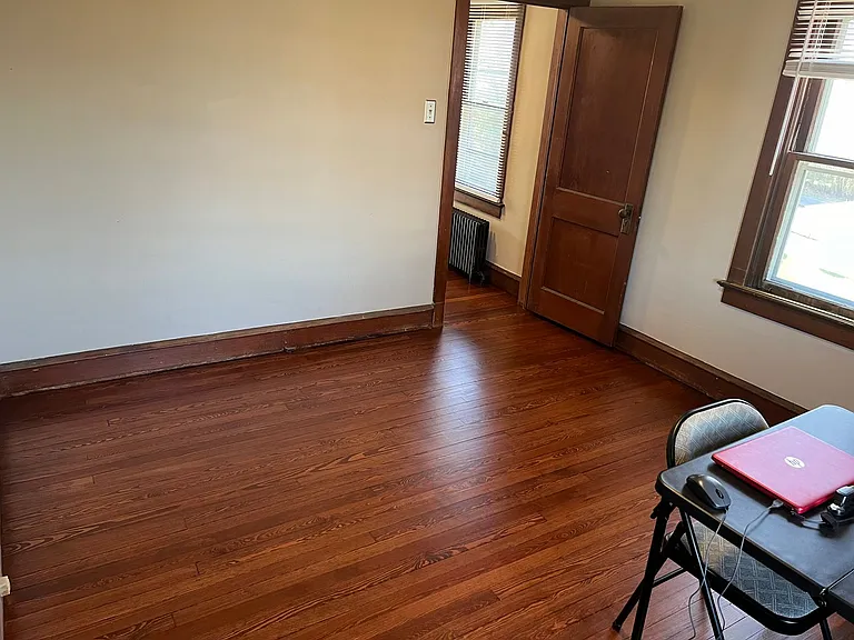 194 Shewell Ave — Photo 15