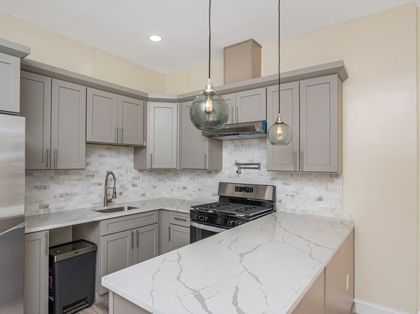 429 S Pearl St #2