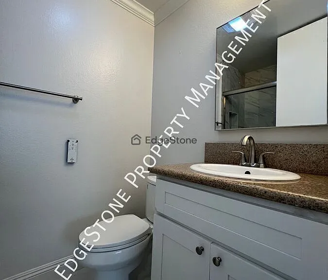 6526 Ocean Crest Dr #A214 — Photo 10