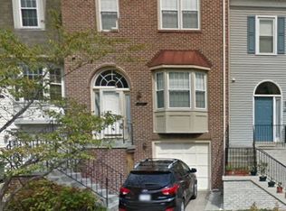 7207 Squirrel Run Ct, Springfield, VA 22152