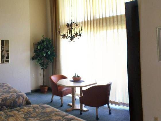 1st image of 3265 Camelot Cir
