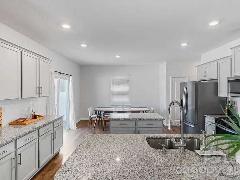 128 Neill Estate Ln — Photo 4