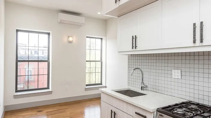 Rented by Nooklyn NYC LLC | media 45