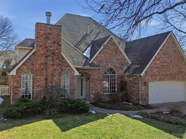 9021 S Maplewood Ave, Tulsa, OK 74137