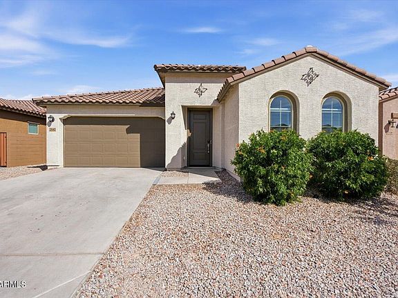 2nd image of 2542 W PECAN Road