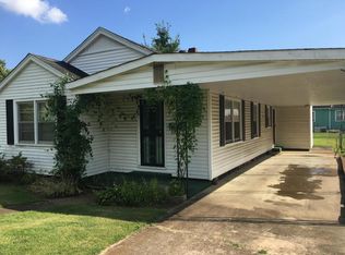 1222 White St, Corinth, MS 38834