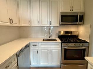 77 Lawson Ln, Ridgefield, CT 06877