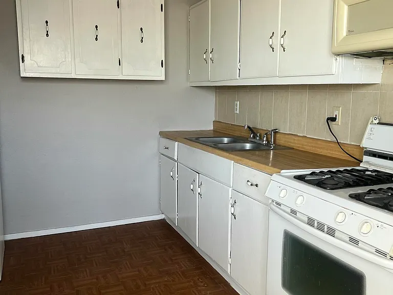 1710 Banker Rd #B — Photo 8