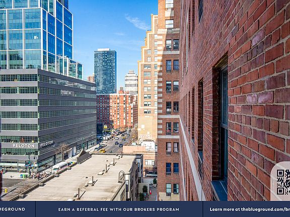 4th image of 360 W 34th St APT 8V