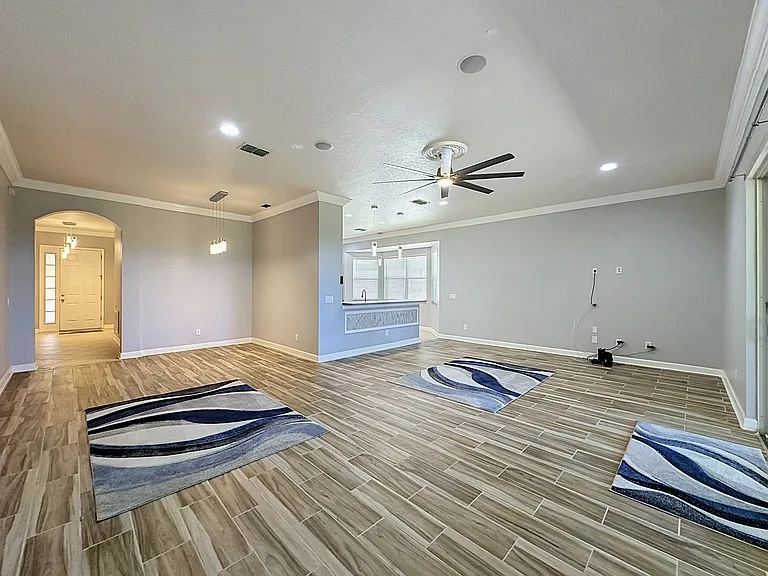 157 Crepe Myrtle Dr — Photo 6