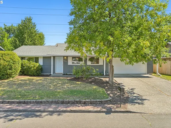16250 SE Sterling Cir, Milwaukie, OR 97267