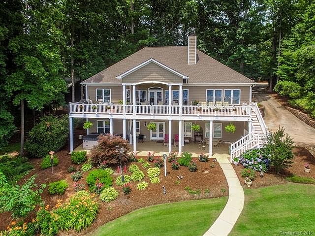 1st image of 305 Riverwood Rd