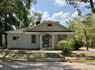 1304 Jefferson Ave, Oxford, MS 38655