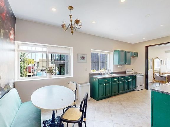 3rd image of 1229 President St #4C