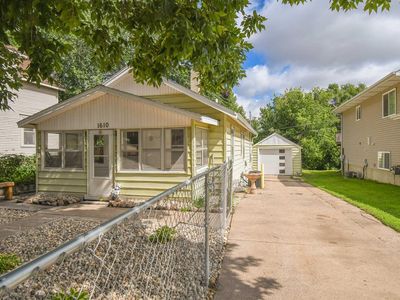 1610 E 5th St, Sioux Falls, SD, 57103
