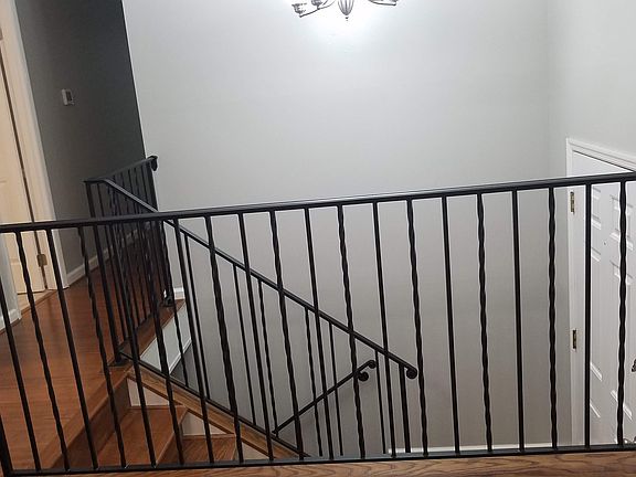 Split foyer from Living room into hall.
