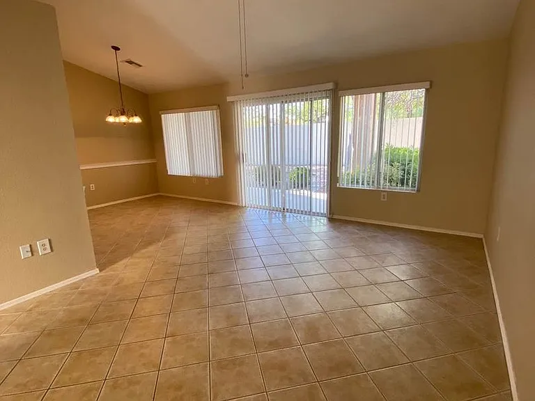 9033 Gemstone Dr — Photo 12
