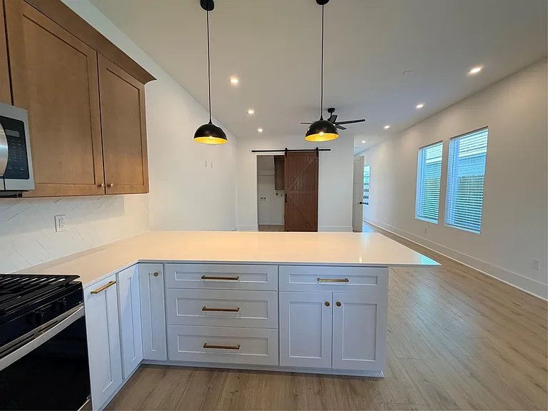 7937 Sparta St — Photo 8