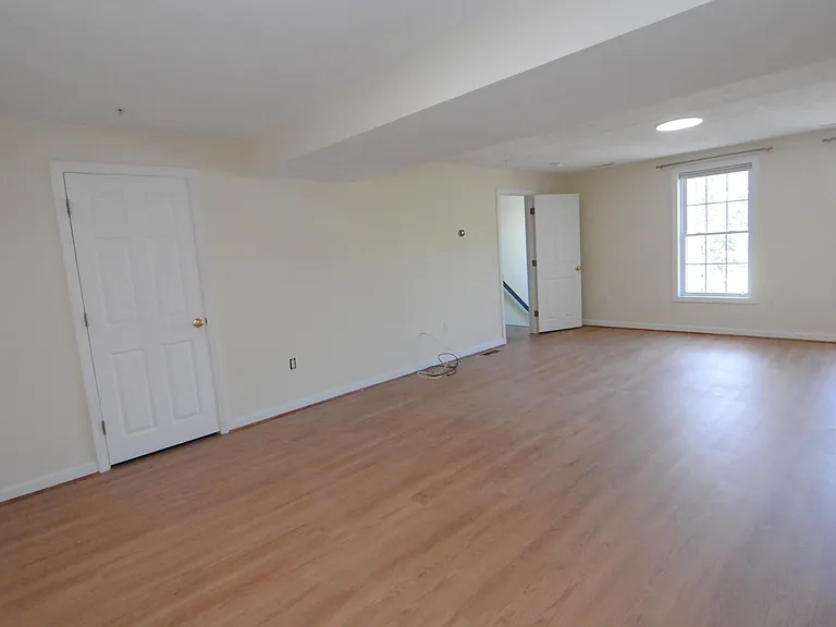 68 Georgetown Dr — Photo 24