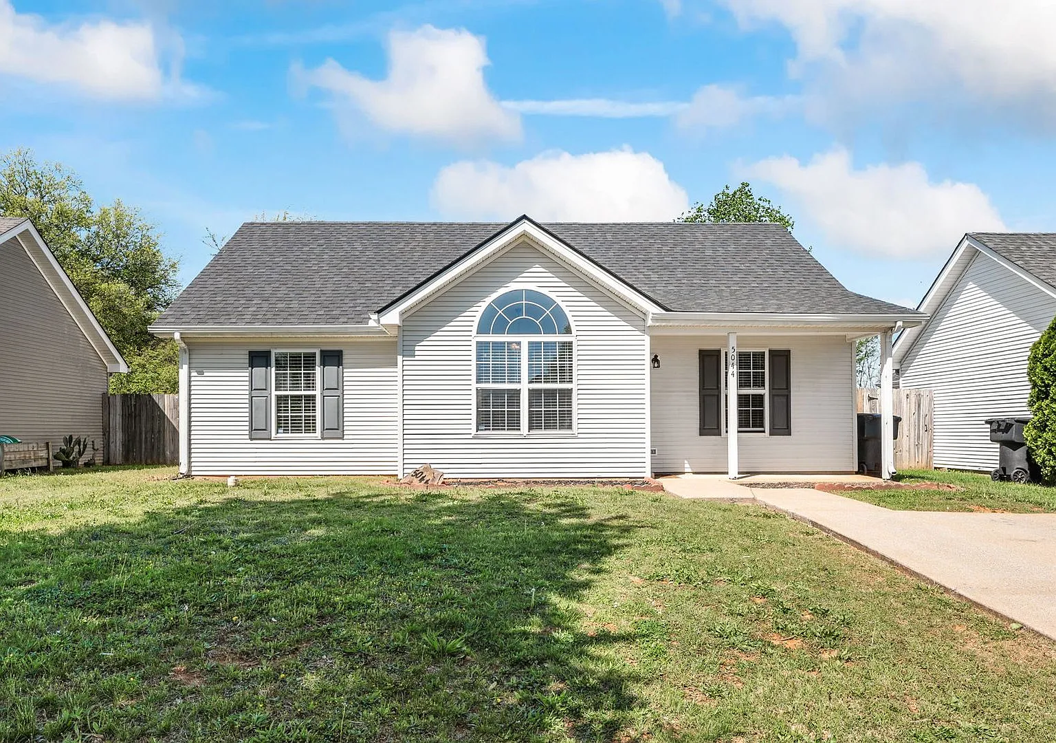 5044 Boyd Drive — Photo 1