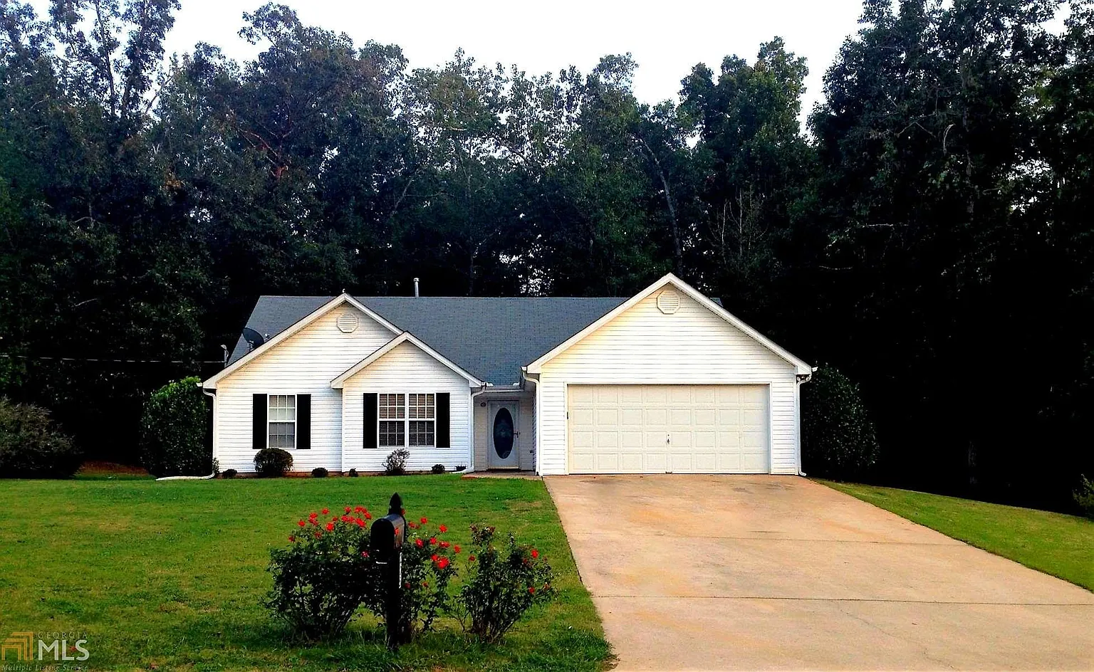 205 Belmont Cir photo 1