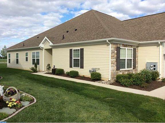 4th image of 47 Lattice Ln