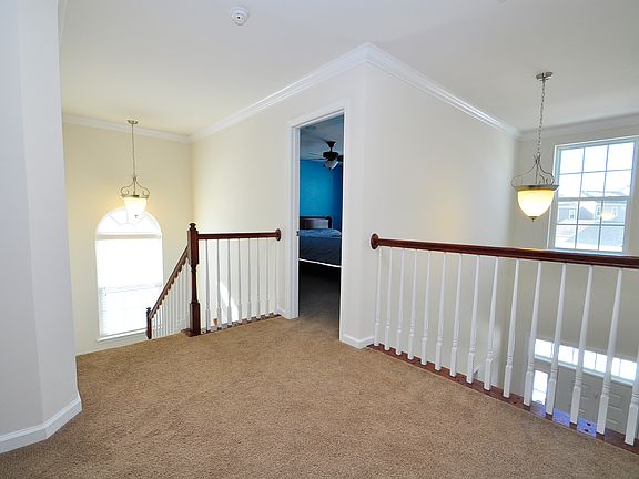 5th image of 1207 Farrish Dr