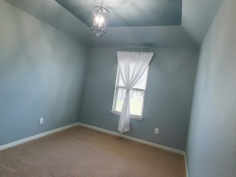 Jillian Ct — Photo 19
