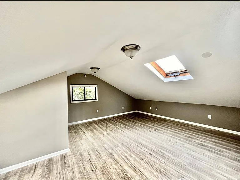 512 Chapel St #3 — Photo 11
