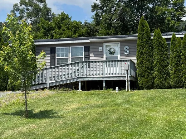 4551 Charlestown Rd, Mercersburg, PA 17236