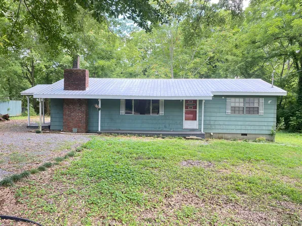 114 N Midway Dr, Tunnel Hill, GA 30755