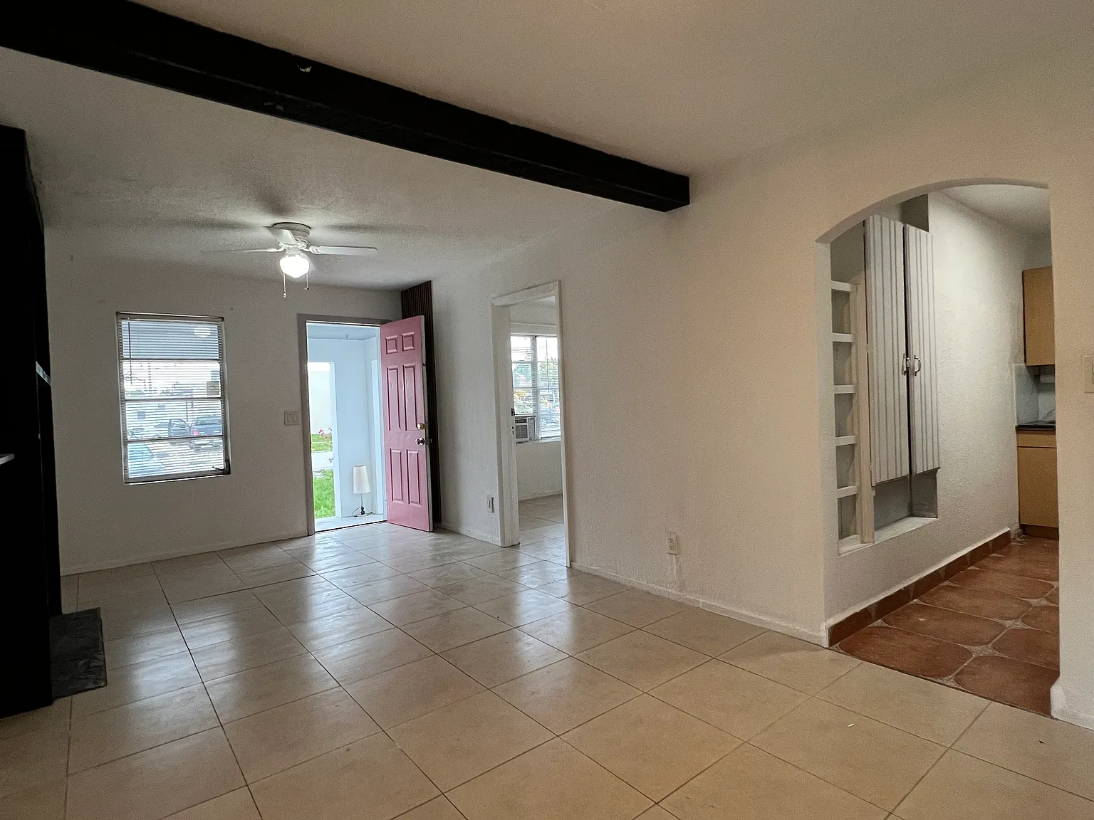 1 bed, 700 sqft, $1,550 — Photo 4