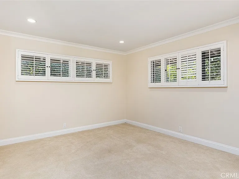 850 Chula Vista Ave — Photo 21