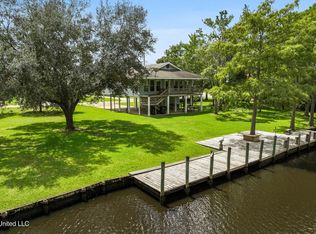 6176 Shawnee St, Kiln, MS 39556