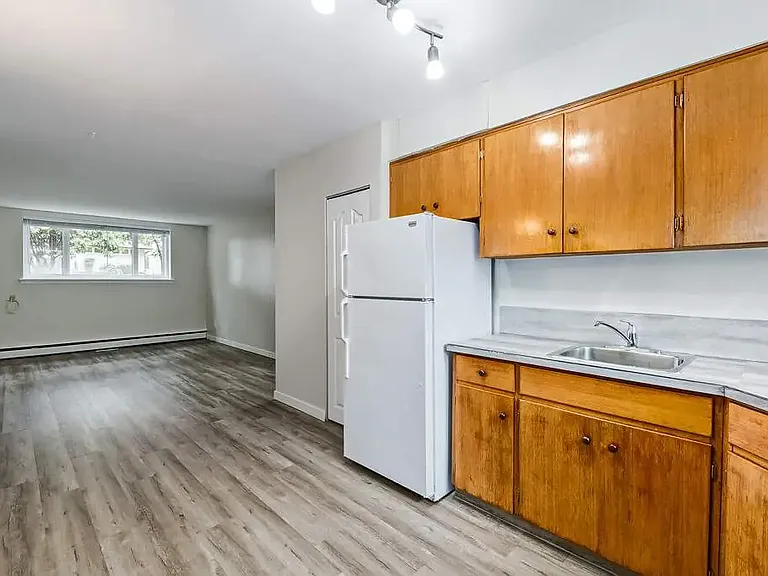 2627 Lacon St #2 — Photo 15