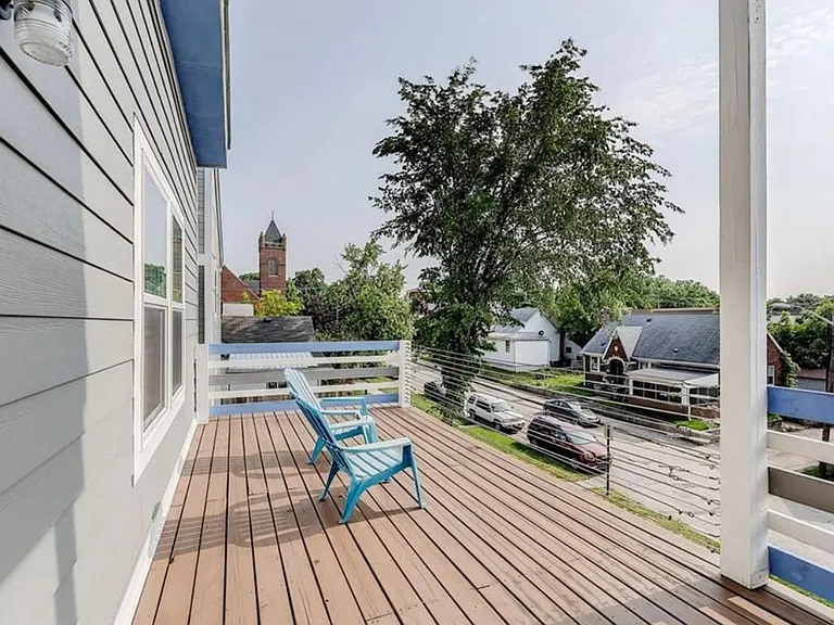 1322 Laurel St — Photo 27