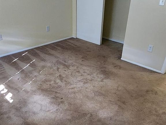 5th image of 2309 Aspen Dr
