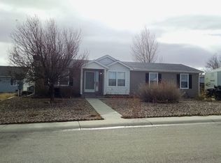 507 Sage Rd, Glenrock, WY 82637
