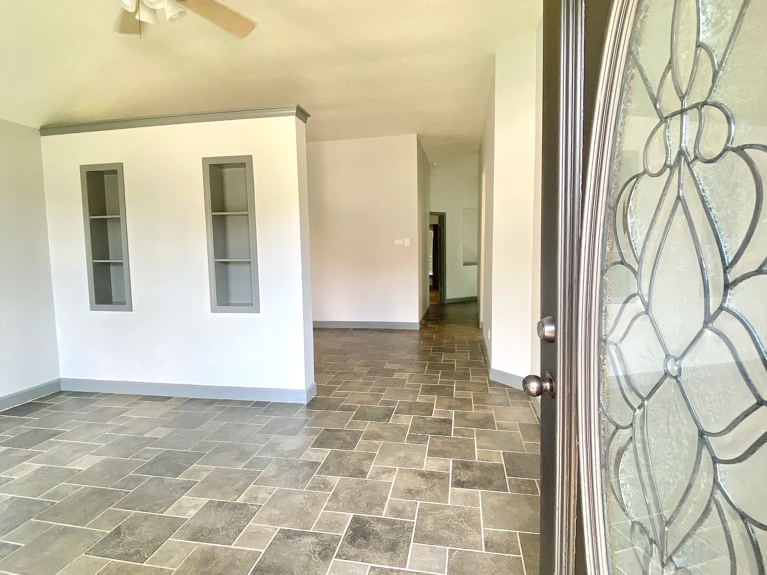 3 bed, 1619 sqft, $1,950 — Photo 3