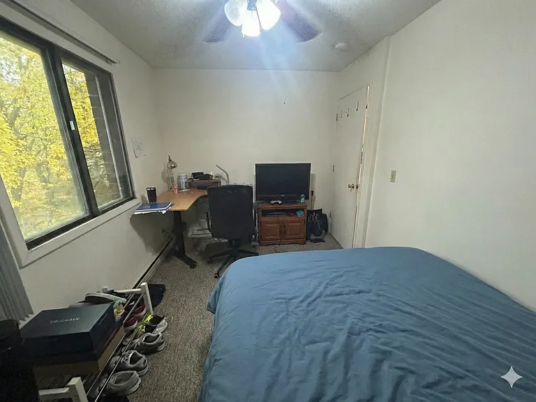 134 E Johnson St #305 — Photo 11